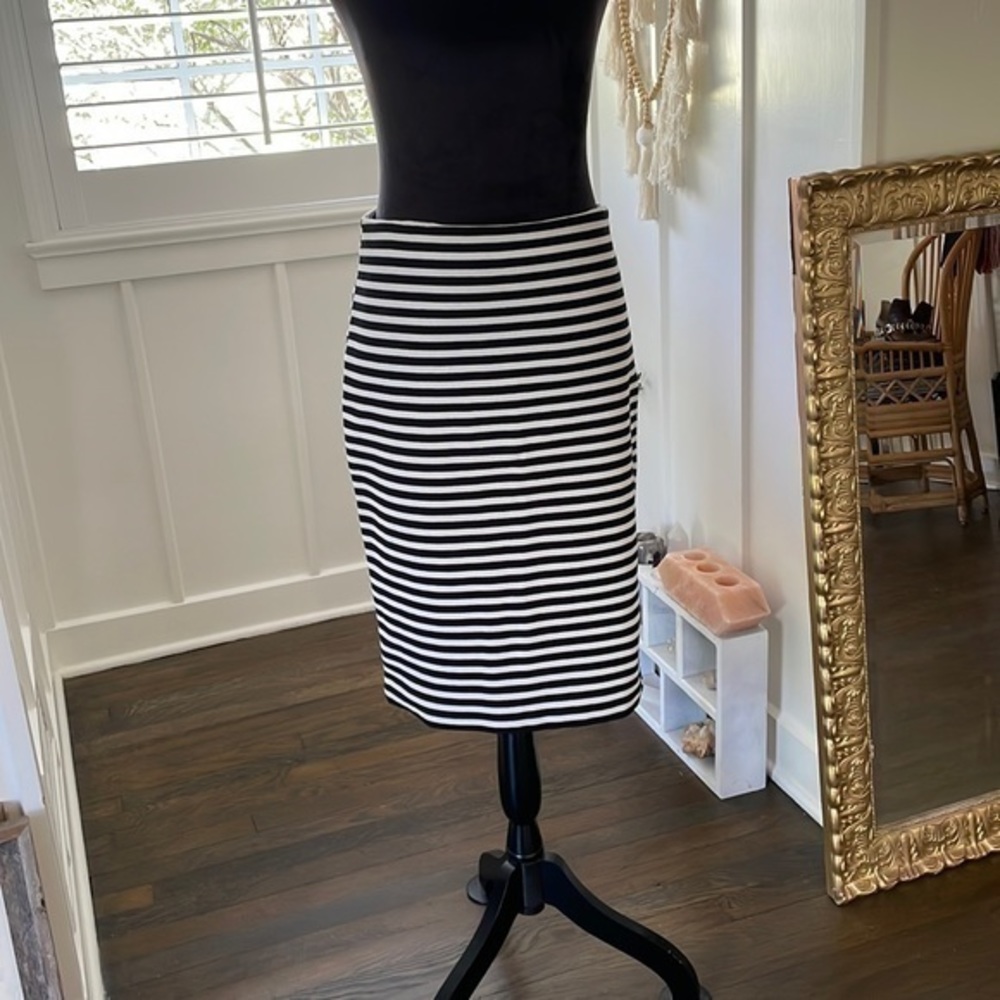 Striped Pencil Skirt size 6